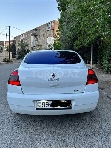 Renault Megane-11
