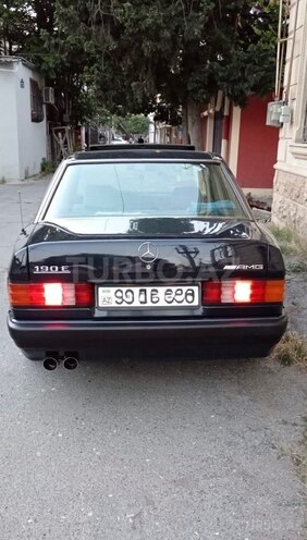 Mercedes 190-5