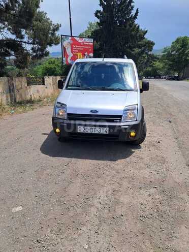 Ford Tourneo Connect-1