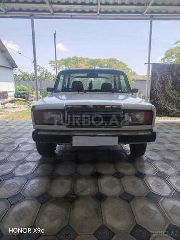 LADA (VAZ) 2107-1