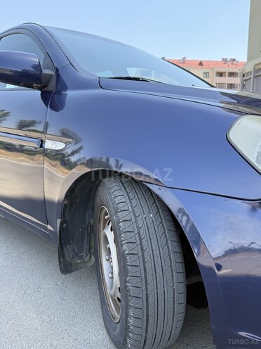 Hyundai Accent-11