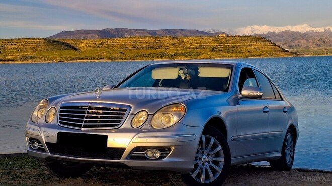 Mercedes E 220-2