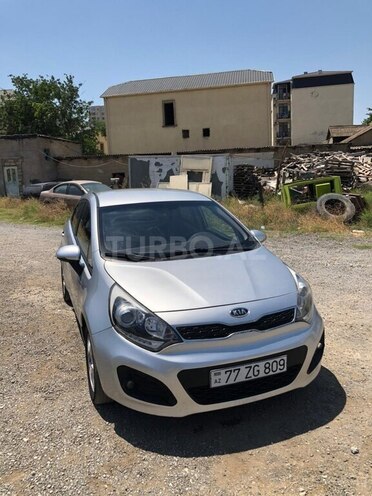 Kia Rio-2
