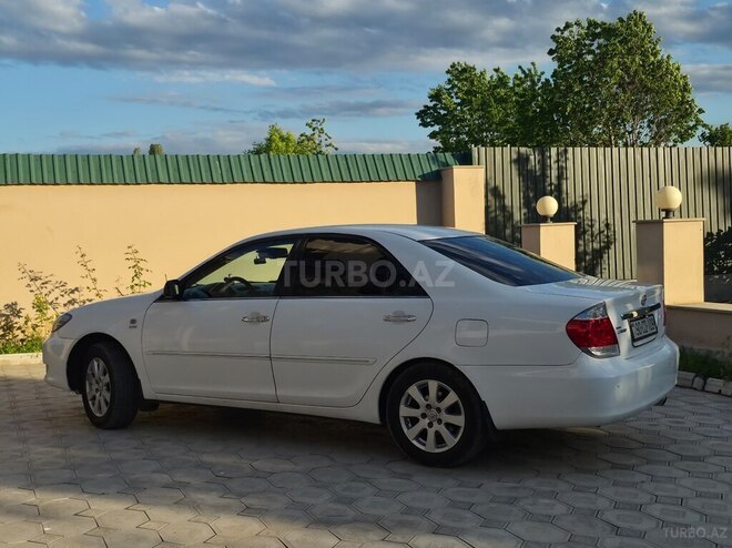 Toyota Camry-2