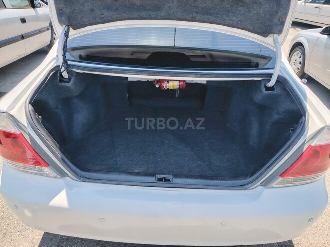 Toyota Camry-6