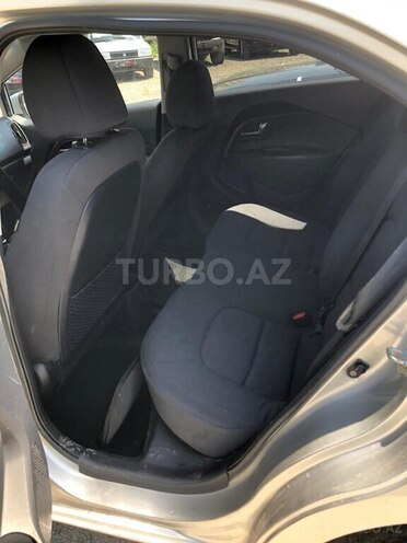 Kia Rio-14