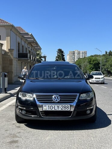 Volkswagen Passat-1