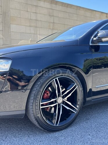 Volkswagen Passat-5