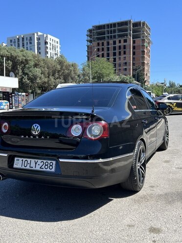 Volkswagen Passat-4