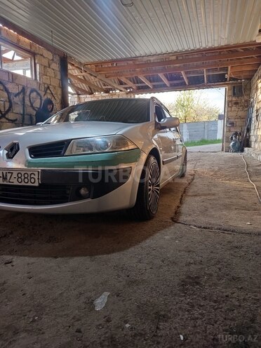 Renault Megane-5