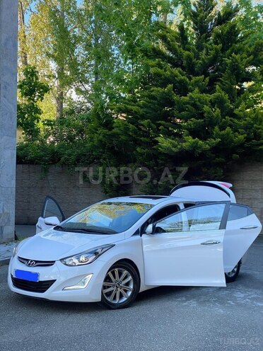Hyundai Avante-1