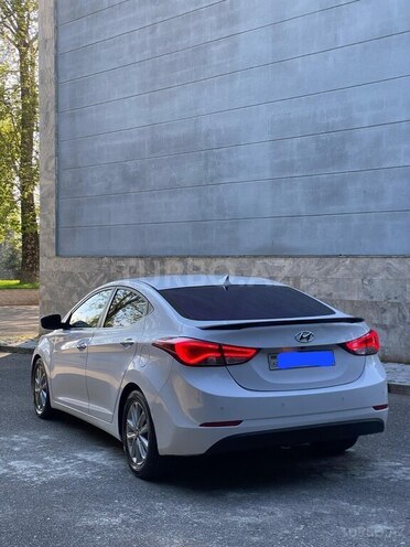 Hyundai Avante-6