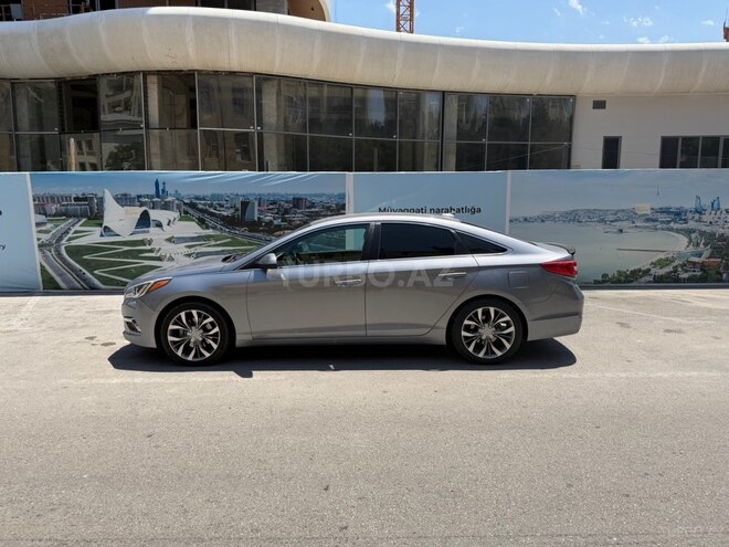 Hyundai Sonata-4