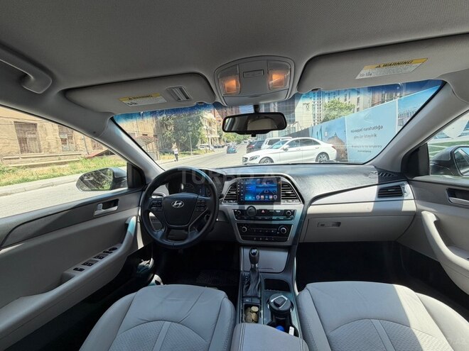 Hyundai Sonata-9