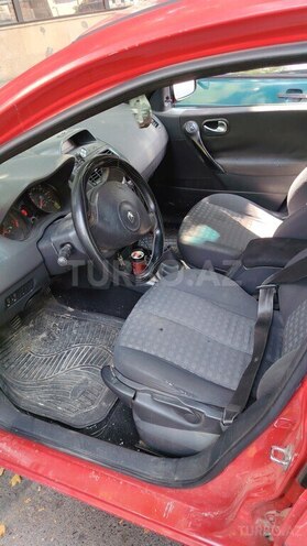 Renault Megane-2