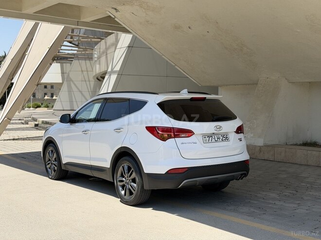 Hyundai Santa Fe-4