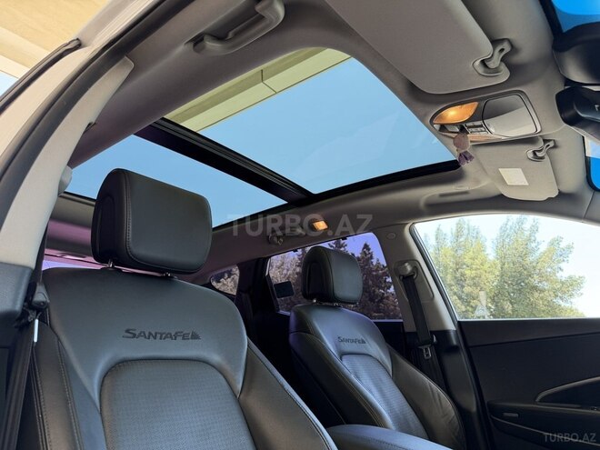 Hyundai Santa Fe-14