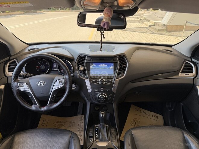 Hyundai Santa Fe-10