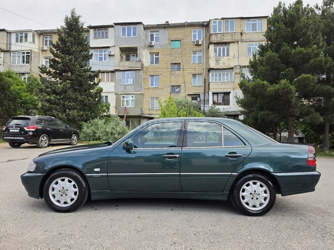 Mercedes C 180-2
