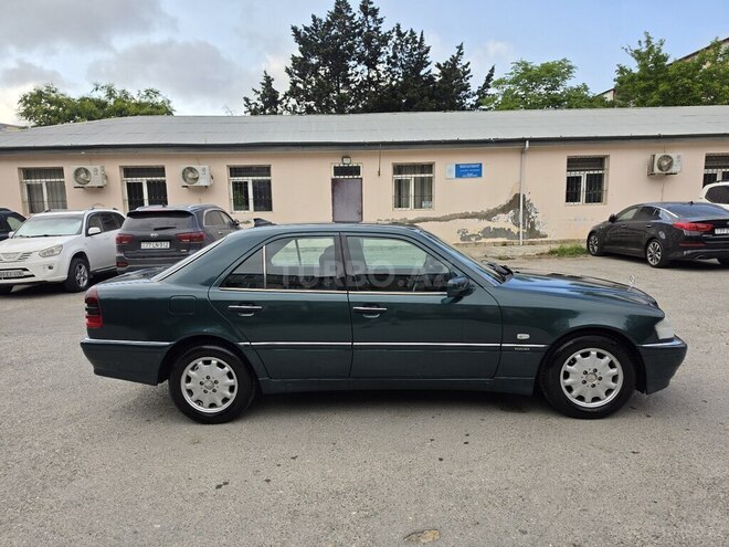 Mercedes C 180-4