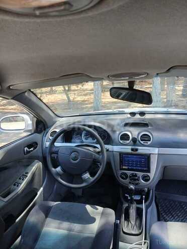 Chevrolet Lacetti-9