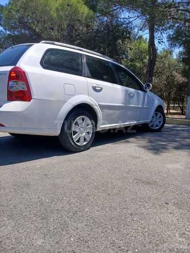 Chevrolet Lacetti-8