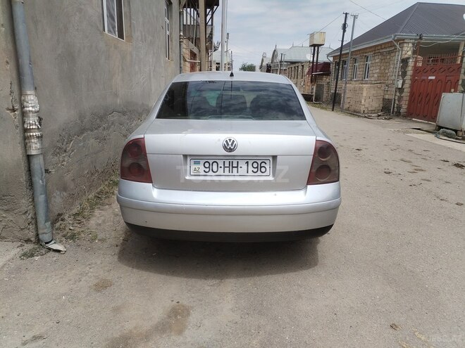 Volkswagen Passat-3