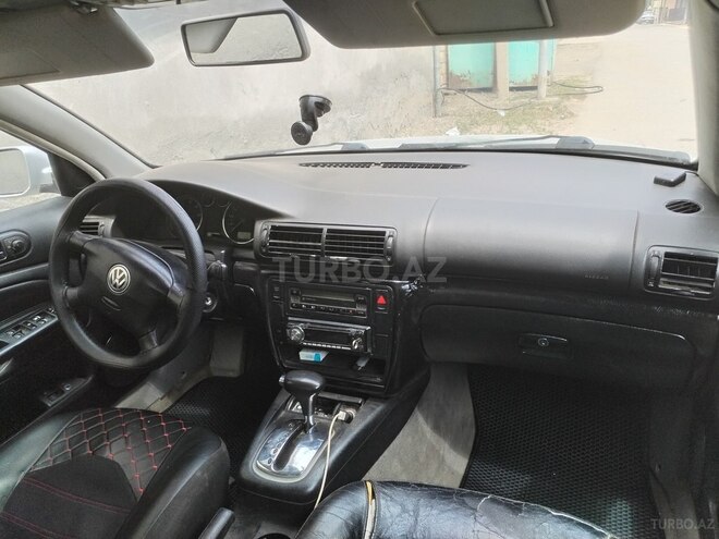 Volkswagen Passat-4