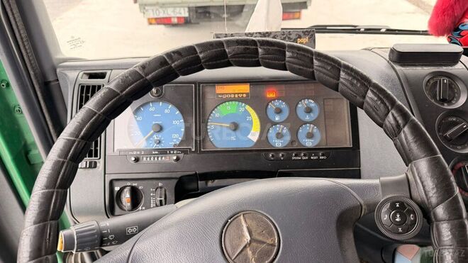 Mercedes Atego 815-11