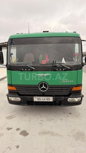 Mercedes Atego 815-1