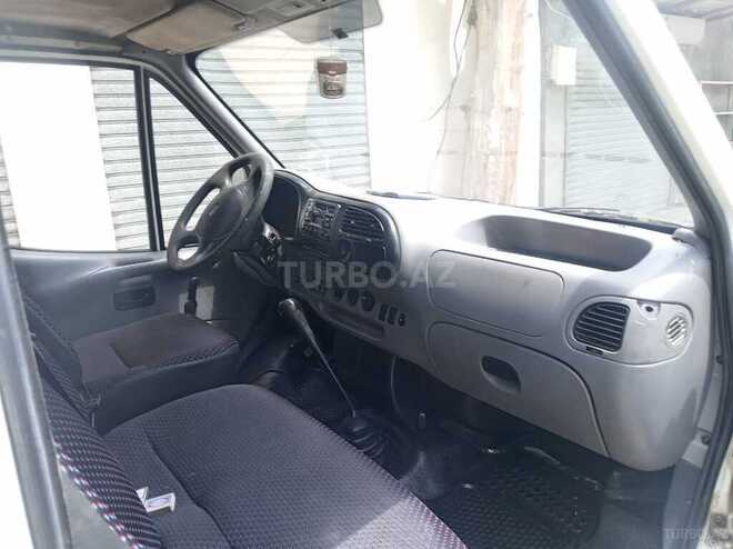 Ford Transit-8