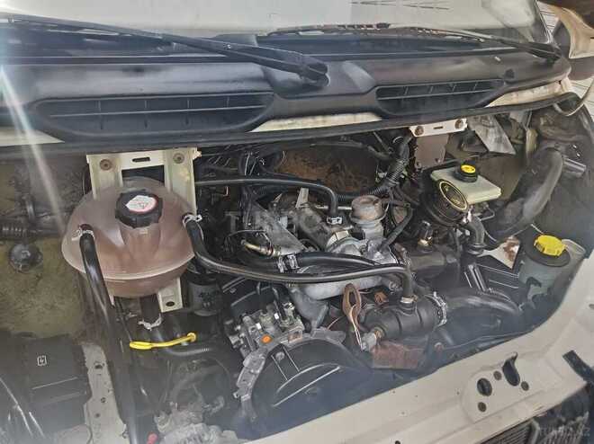 Ford Transit-4
