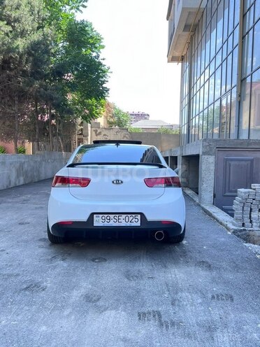 Kia Cerato Koup-3