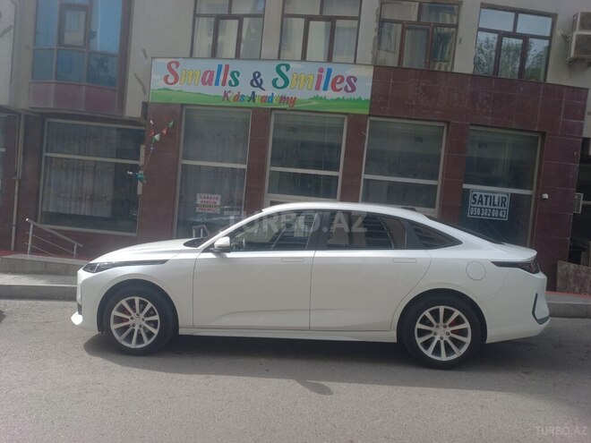 Changan Qiyuan A05-11