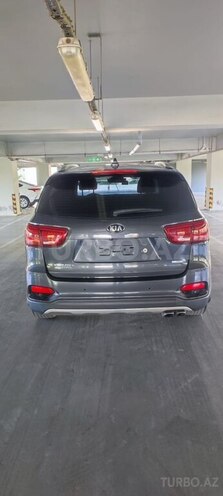 Kia Sorento-4