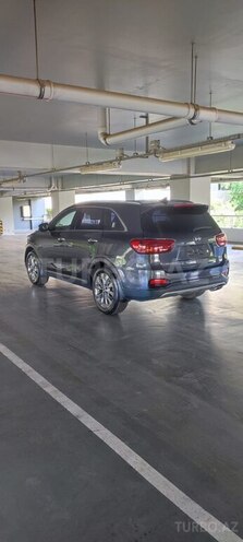 Kia Sorento-10
