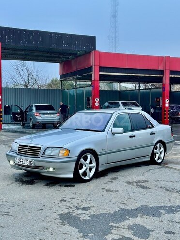 Mercedes C 240-3