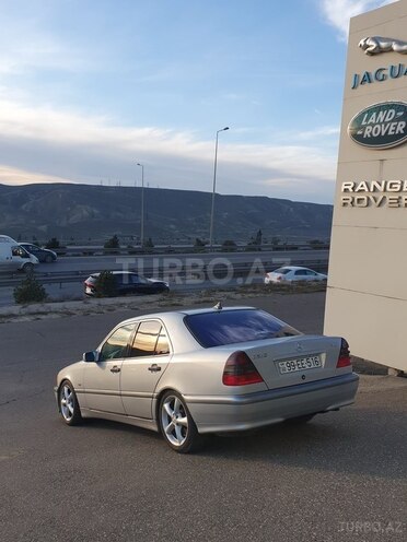 Mercedes C 240-8