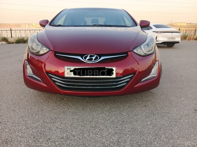 Hyundai Elantra-3