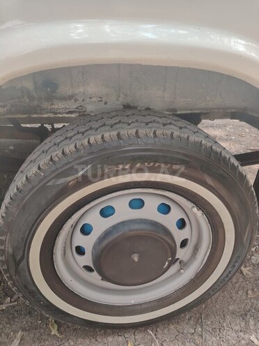 Ford Transit-7