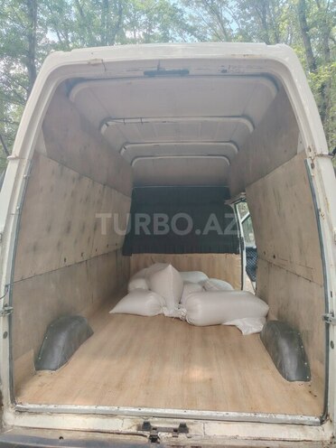 Ford Transit-13