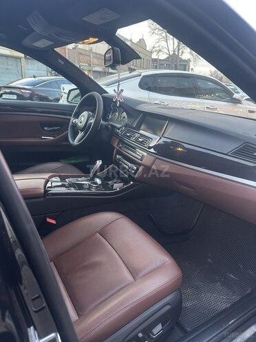 BMW 528-2