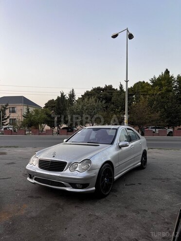 Mercedes C 320-2