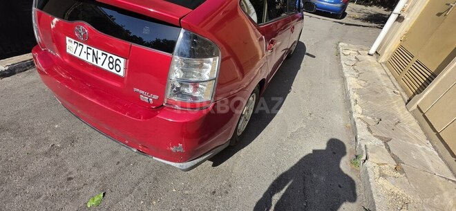 Toyota Prius-2