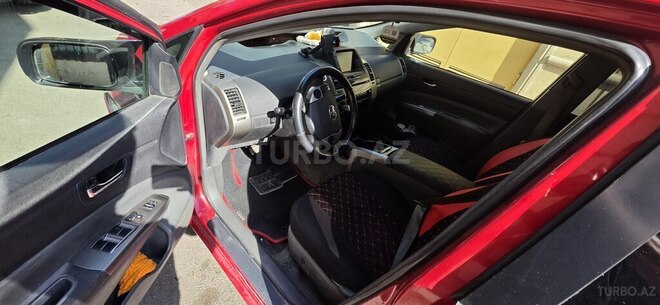 Toyota Prius-13