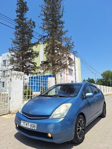 Toyota Prius-4