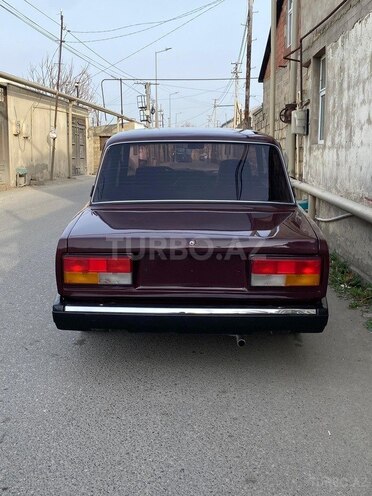 LADA (VAZ) 2107-2