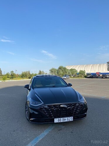 Hyundai Sonata-1