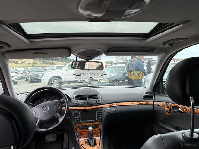 Mercedes E 220-7
