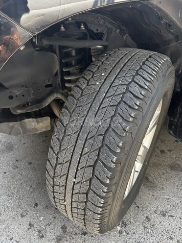 Toyota Land Cruiser Prado-18